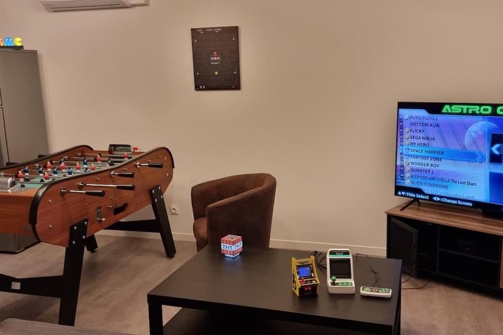 Belle Maison Climatisee Renovee Pac-Man Entre Collegues, Amis, Famille - Barbecue - Netflix - Prime - Baby Foot 50Cts Saint-Seurin-sur-l'Isle Extérieur photo