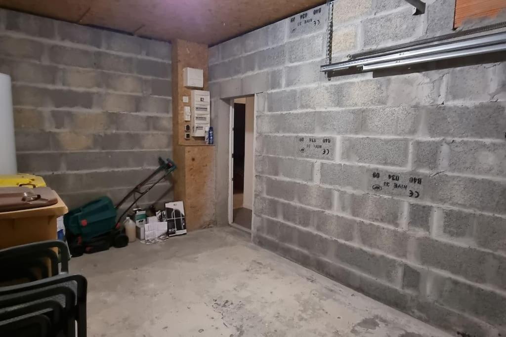 Belle Maison Climatisee Renovee Pac-Man Entre Collegues, Amis, Famille - Barbecue - Netflix - Prime - Baby Foot 50Cts Saint-Seurin-sur-l'Isle Extérieur photo