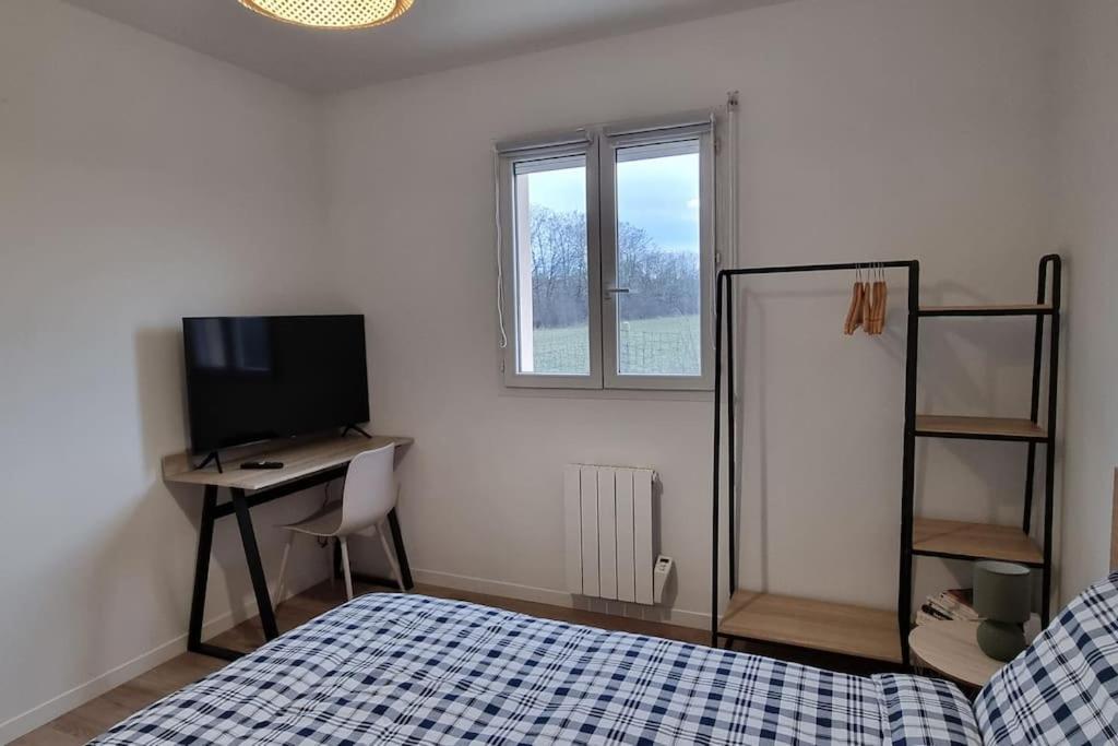 Belle Maison Climatisee Renovee Pac-Man Entre Collegues, Amis, Famille - Barbecue - Netflix - Prime - Baby Foot 50Cts Saint-Seurin-sur-l'Isle Extérieur photo