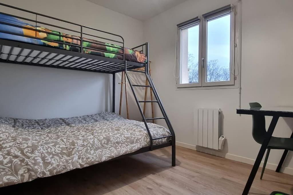Belle Maison Climatisee Renovee Pac-Man Entre Collegues, Amis, Famille - Barbecue - Netflix - Prime - Baby Foot 50Cts Saint-Seurin-sur-l'Isle Extérieur photo