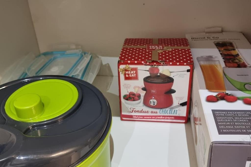 Belle Maison Climatisee Renovee Pac-Man Entre Collegues, Amis, Famille - Barbecue - Netflix - Prime - Baby Foot 50Cts Saint-Seurin-sur-l'Isle Extérieur photo